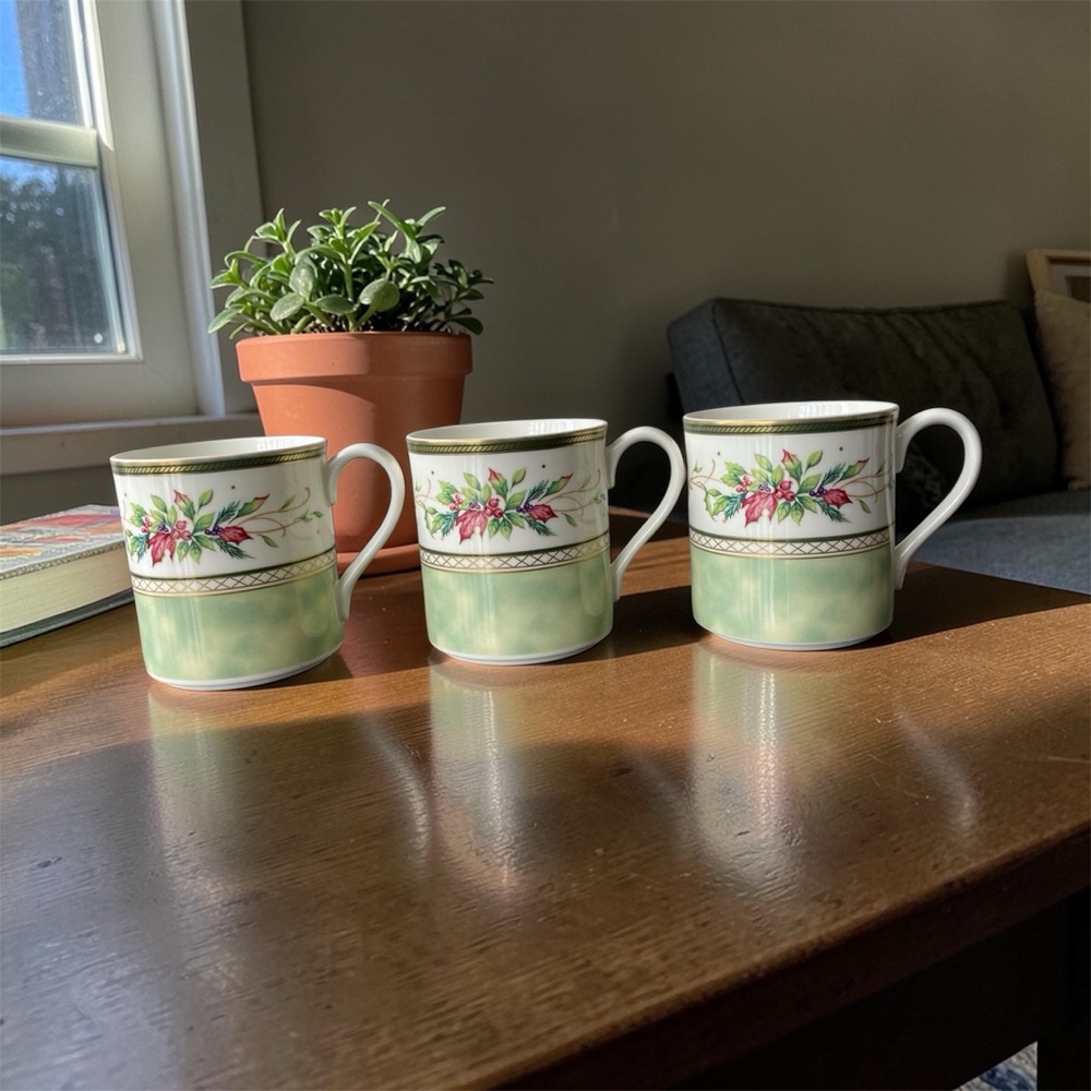 Fitz and Floyd Green and White Floral Mugs